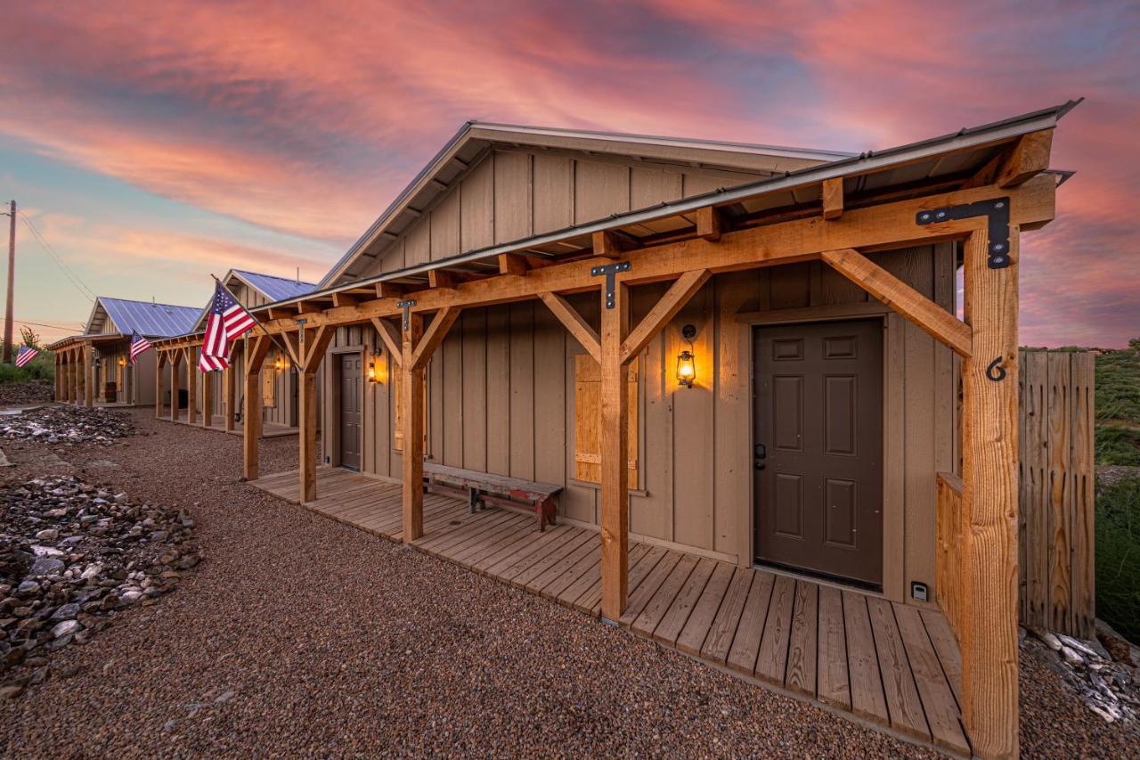 Miners Cabin #4 - King Bed - Private Balcony With Views Tombstone Exterior foto