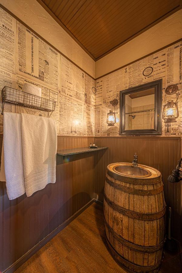Miners Cabin #4 - King Bed - Private Balcony With Views Tombstone Exterior foto
