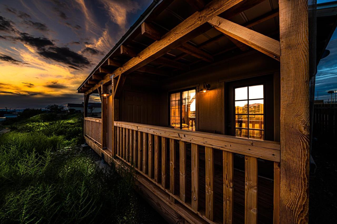 Miners Cabin #4 - King Bed - Private Balcony With Views Tombstone Exterior foto