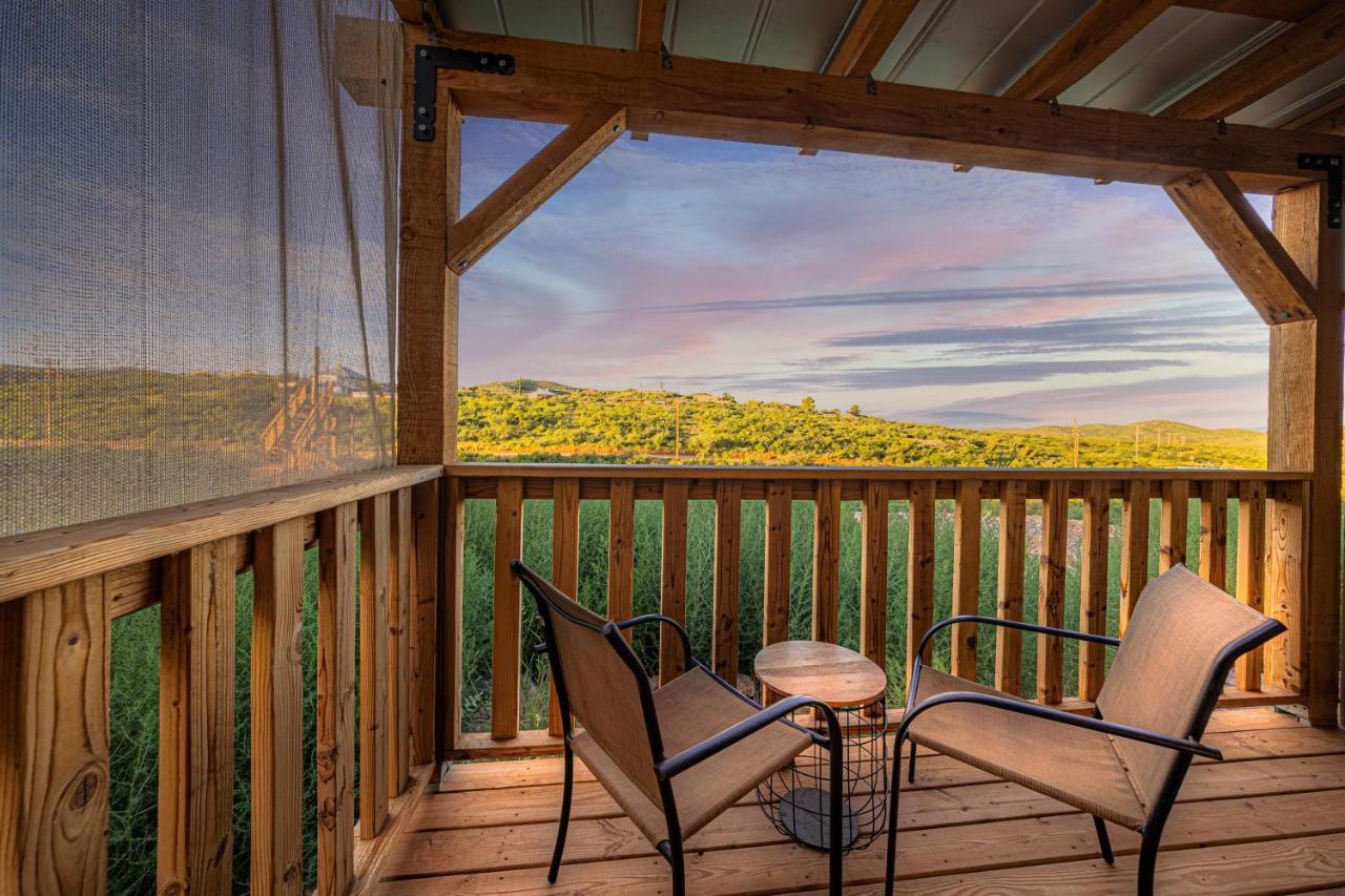 Miners Cabin #4 - King Bed - Private Balcony With Views Tombstone Exterior foto